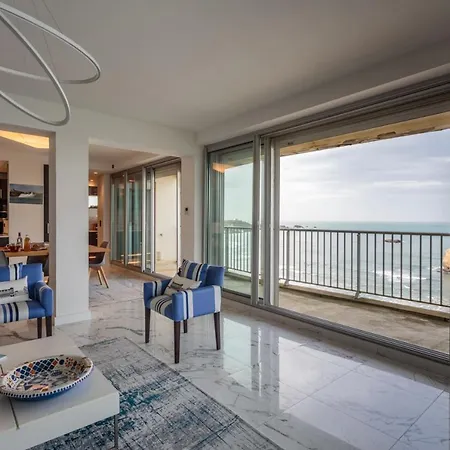 Calypso Keyweek Apartment With Amazing Sea View In Biarritz Appartement